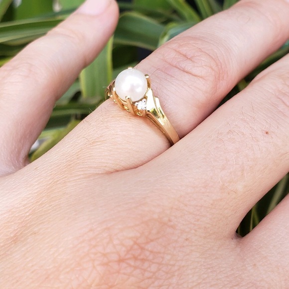 Natural Pearl and Diamond 10K gold ring size 6.25 - Picture 9 of 14